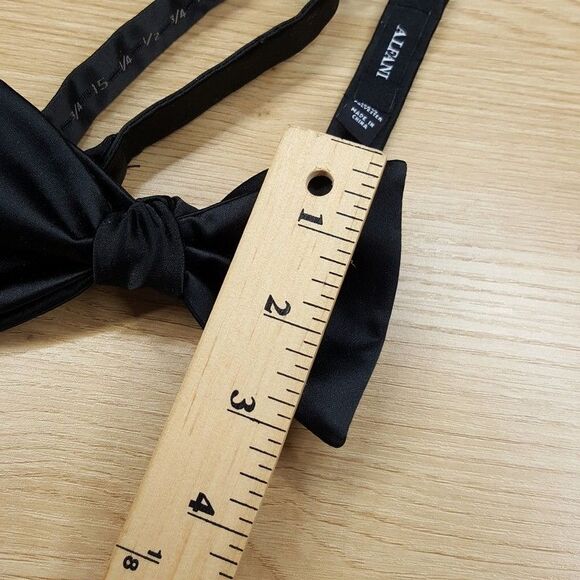 ALFANI Mens Bow Tie Solid Black Satin Pre-Tied - Picture 2 of 4